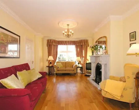 Abbey Lee 4* Salthill
